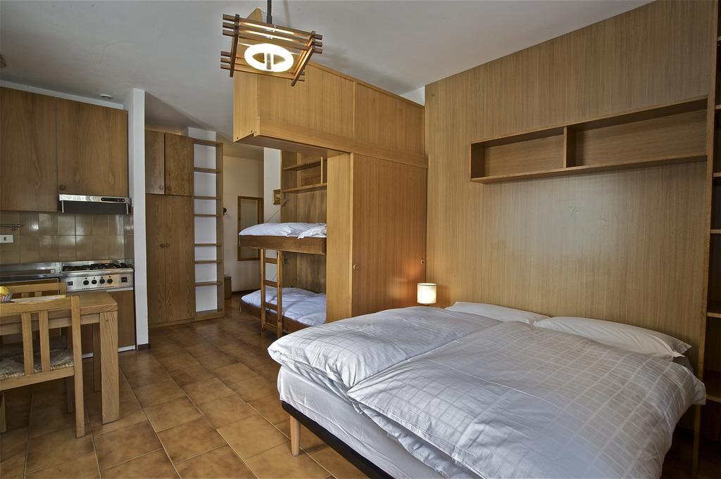 Residence Raffaella Santa Caterina di Valfurva Cameră foto
