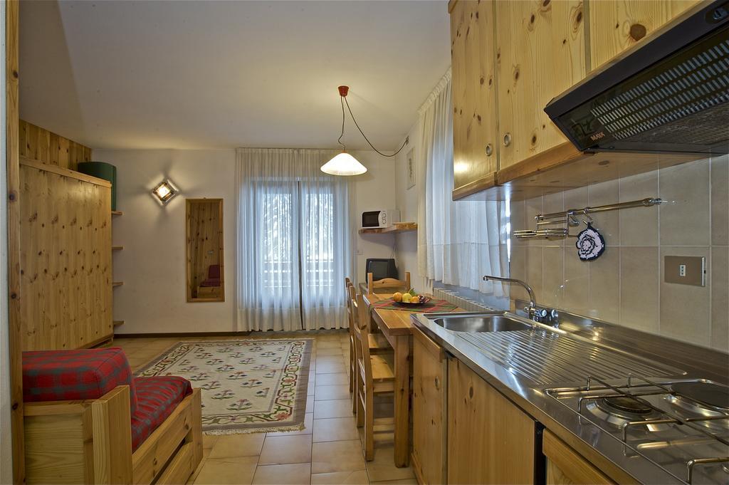 Residence Raffaella Santa Caterina di Valfurva Cameră foto