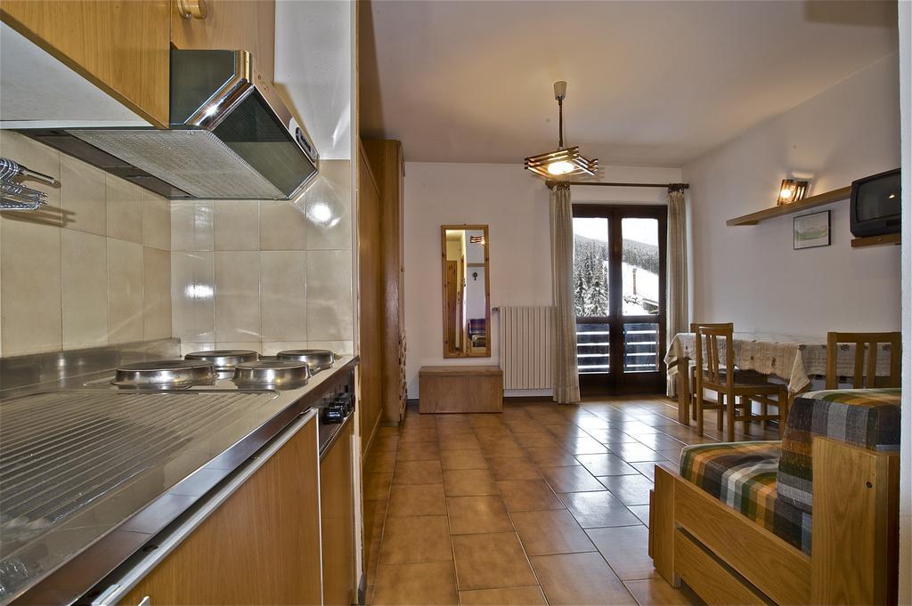 Residence Raffaella Santa Caterina di Valfurva Cameră foto
