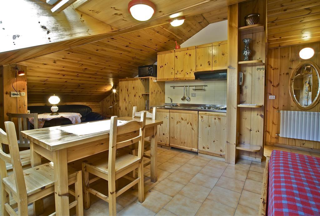 Residence Raffaella Santa Caterina di Valfurva Cameră foto