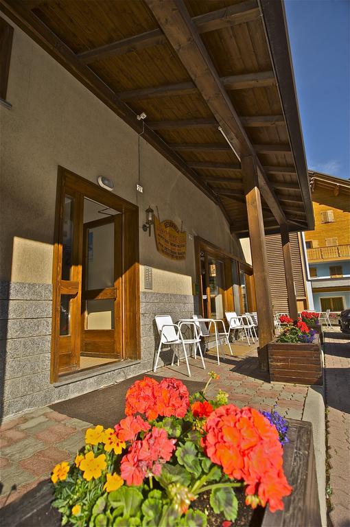 Residence Raffaella Santa Caterina di Valfurva Exterior foto